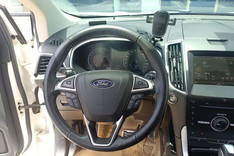 Used Ford Edge 2015 2.7T GTDi 4x4 Prestige 7-Seater Steering Wheel