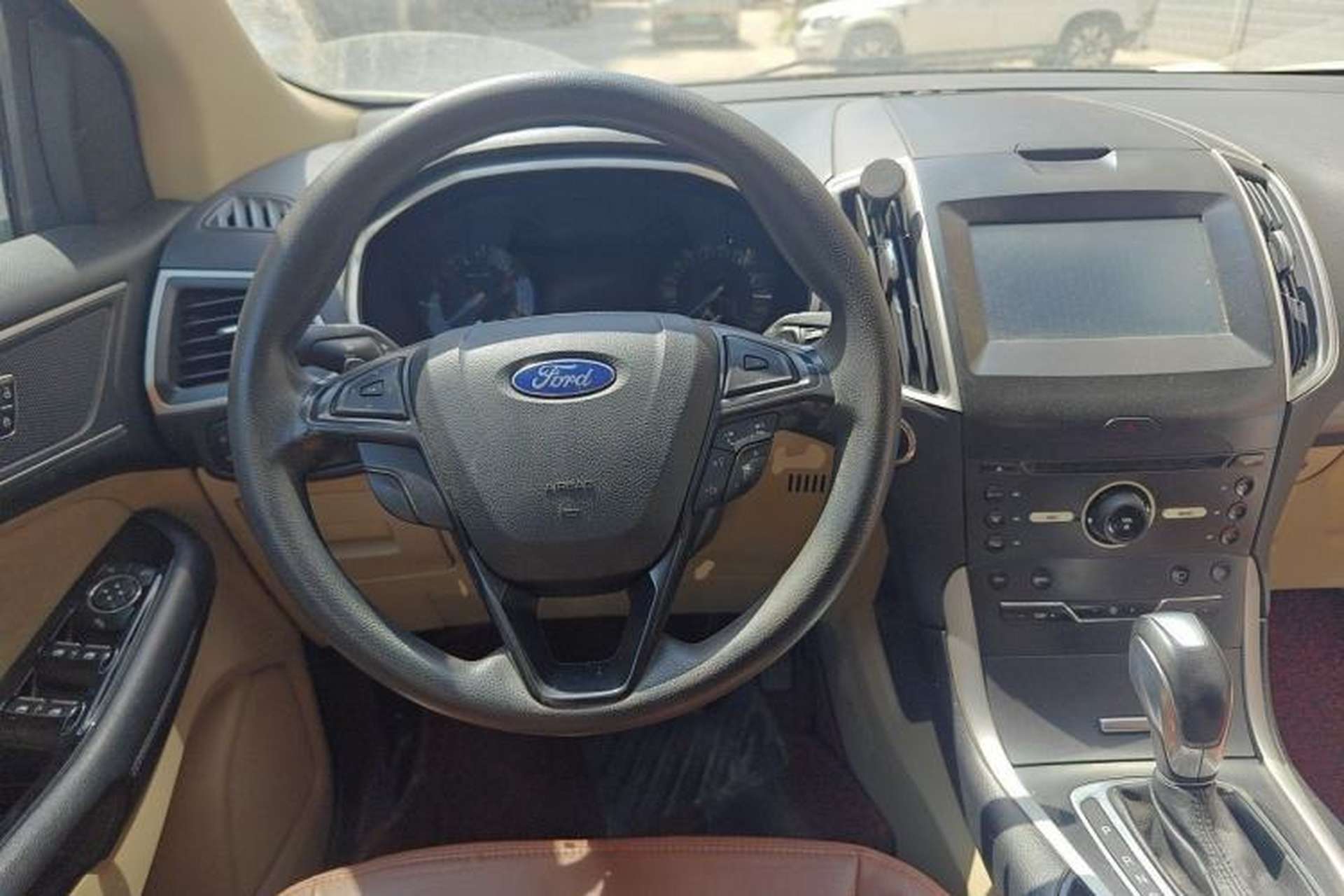 Used Ford Edge 2015 2.0T GTDi Two-Wheel-Drive Elite Edition Steering Wheel