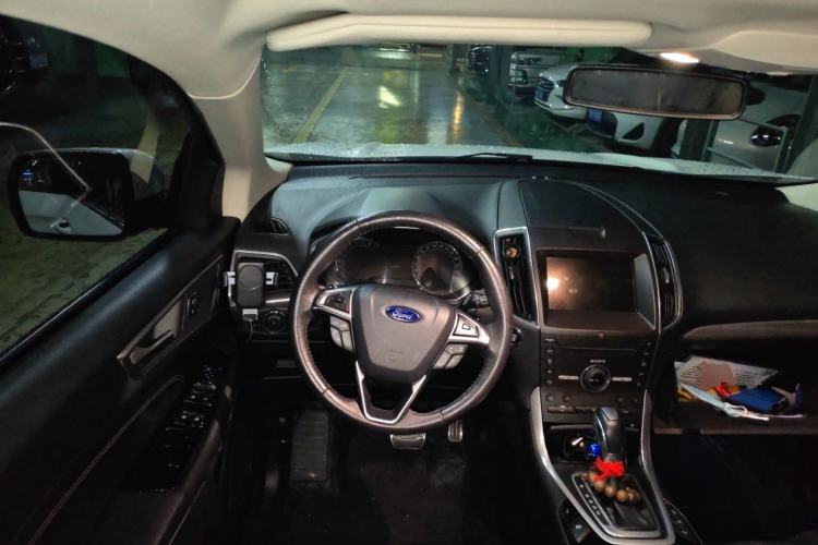 Used Ford Edge 2015 2.0T GTDi Four-Wheel Drive Prestige Model Steering Wheel