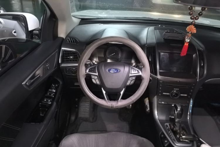 Used Ford Edge 2015 2.7T GTDi 4x4 Sporty 7-Seater Steering Wheel