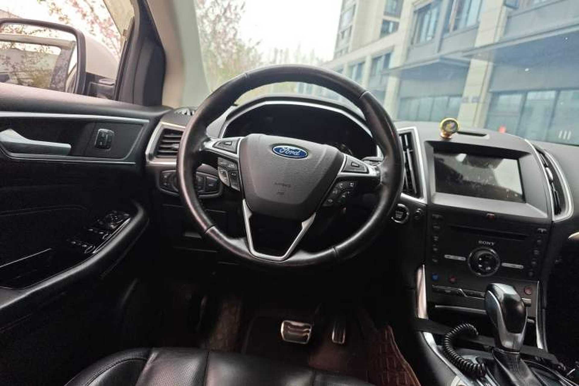 Used Ford Edge 2015 2.0T GTDi Four-Wheel Drive Prestige Model Steering Wheel