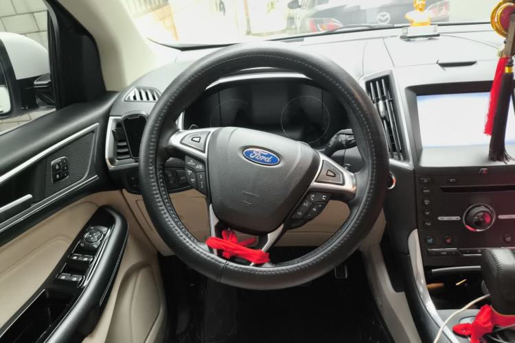 Used Ford Edge 2015 2.7T GTDi 4x4 Prestige 7-Seater Steering Wheel