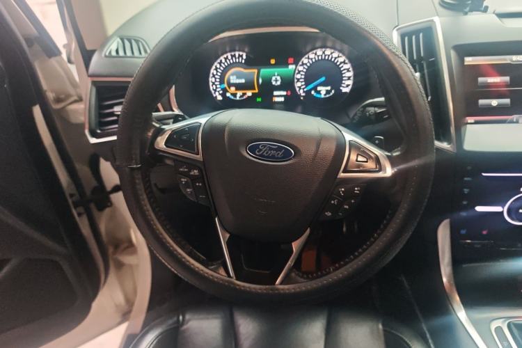 Used Ford Edge 2015 2.0T GTDi Four-Wheel Drive Prestige Model Steering Wheel