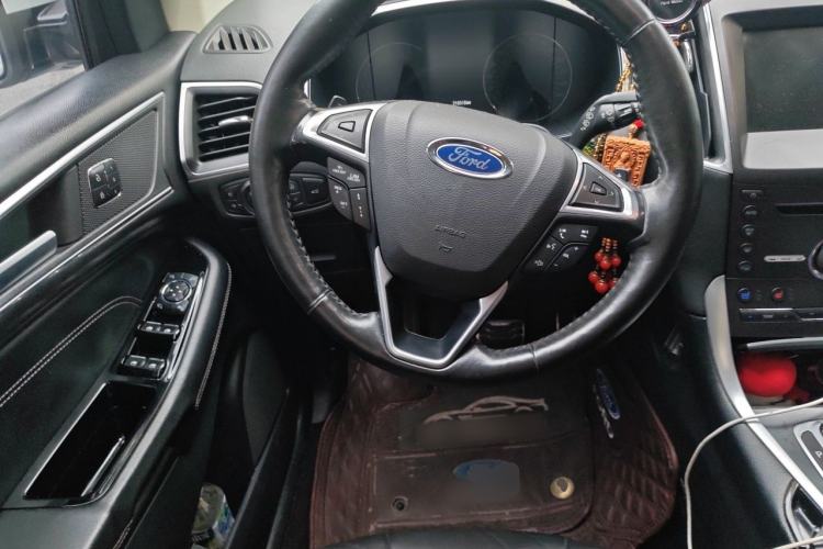 Used Ford Edge 2015 2.0T GTDi Four-Wheel Drive Prestige Model Steering Wheel