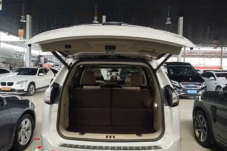 Used Ford Edge 2015 2.0T GTDi 4x4 High-Grade Model Trunk