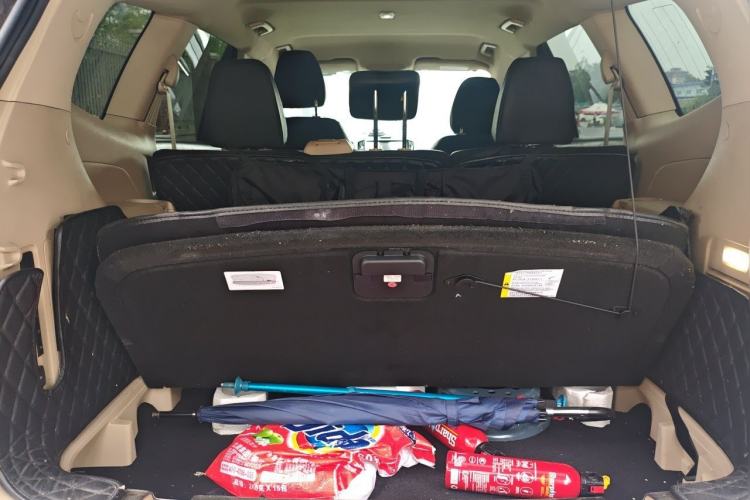 Used Ford Edge 2015 2.0T GTDi Two-Wheel-Drive Elite Edition Trunk
