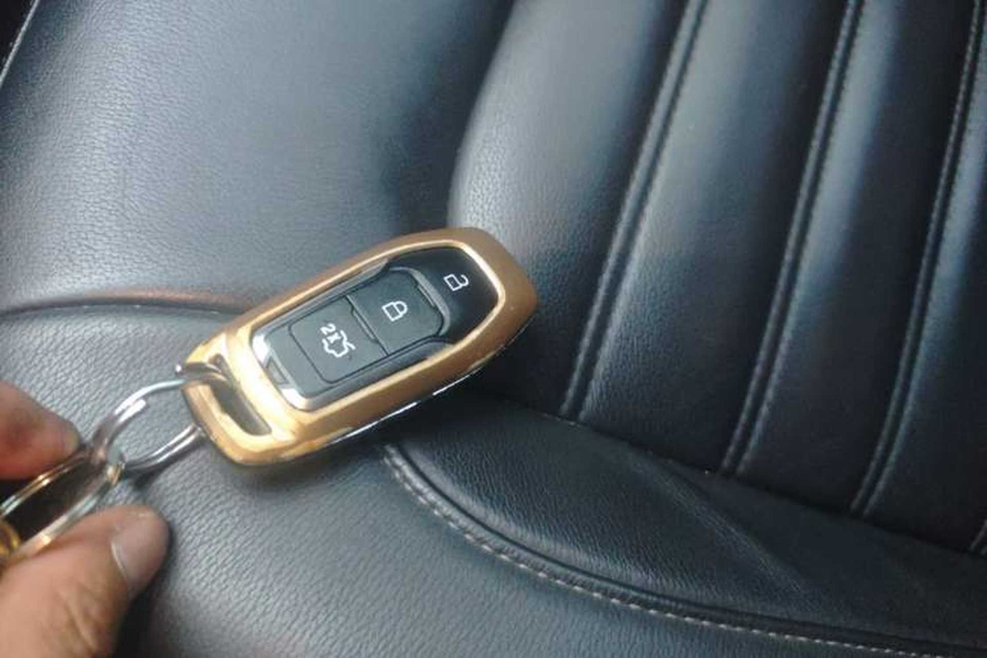 Used Ford Edge 2015 2.0T GTDi Two-Wheel-Drive High-Line Version Vehicle Key