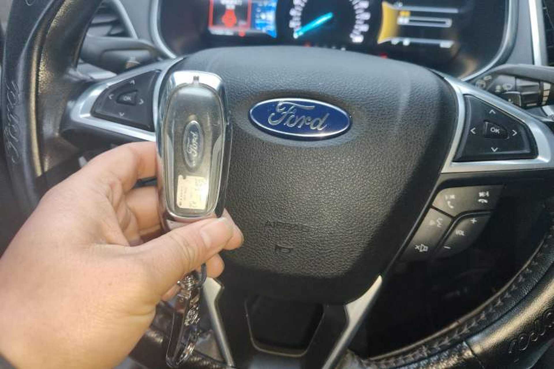 Used Ford Edge 2015 2.0T GTDi Two-Wheel-Drive High-Line Version Vehicle Key