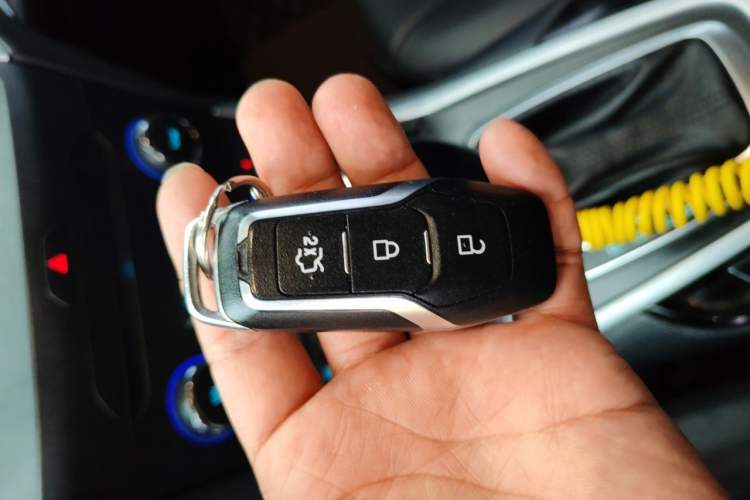 Used Ford Edge 2015 2.0T GTDi 4x4 High-Grade Model Vehicle Key