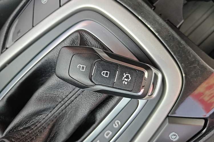 Used Ford Edge 2015 2.0T GTDi Two-Wheel-Drive Elite Edition Vehicle Key