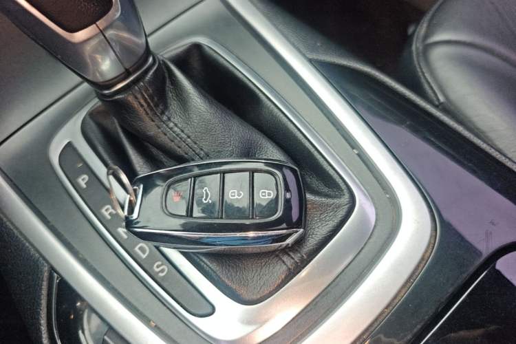 Used Ford Edge 2015 2.0T GTDi 4x4 High-Grade Model Vehicle Key