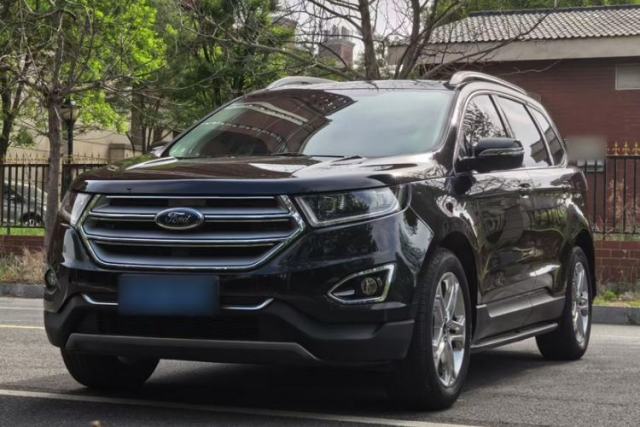Used Ford Edge 2016 EcoBoost 245 Two-Wheel-Drive Titanium 7-Seater