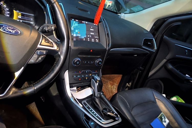 Used Ford Edge 2016 EcoBoost 245 Four-Wheel Drive Titanium Edition 7-Seater Audio And AC Panel