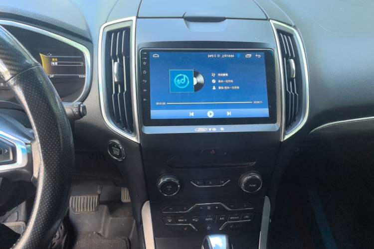 Used Ford Edge 2016 EcoBoost 245 Two-Wheel-Drive Titanium 7-Seater Audio And AC Panel