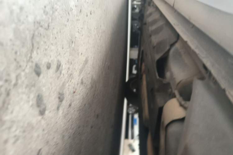 Used Ford Edge 2016 EcoBoost 245 Four-Wheel Drive Titanium 7-Seater Chassis Rear Left