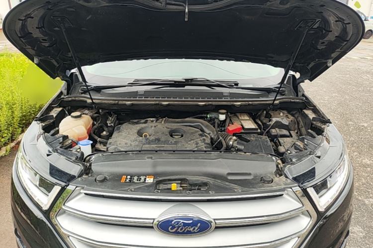 Used Ford Edge 2016 EcoBoost 245 Two-Wheel-Drive Titanium 7-Seater Engine Bay