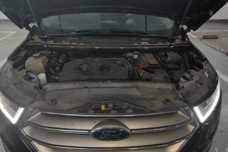 Used Ford Edge 2016 EcoBoost 245 Two-Wheel-Drive Titanium 7-Seater Engine Bay