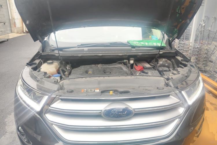 Used Ford Edge 2016 EcoBoost 245 Two-Wheel-Drive Titanium 7-Seater Engine Bay