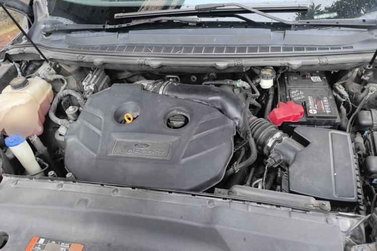 Used Ford Edge 2016 EcoBoost 245 Four-Wheel Drive Titanium 7-Seater Engine Bay