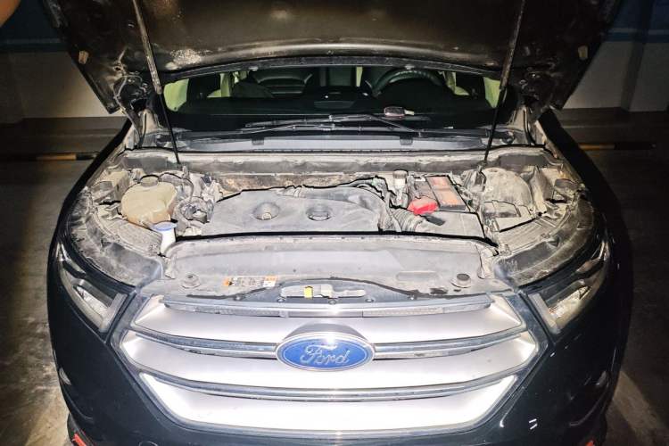 Used Ford Edge 2016 EcoBoost 245 Two-Wheel-Drive Titanium 5-Seater Engine Bay