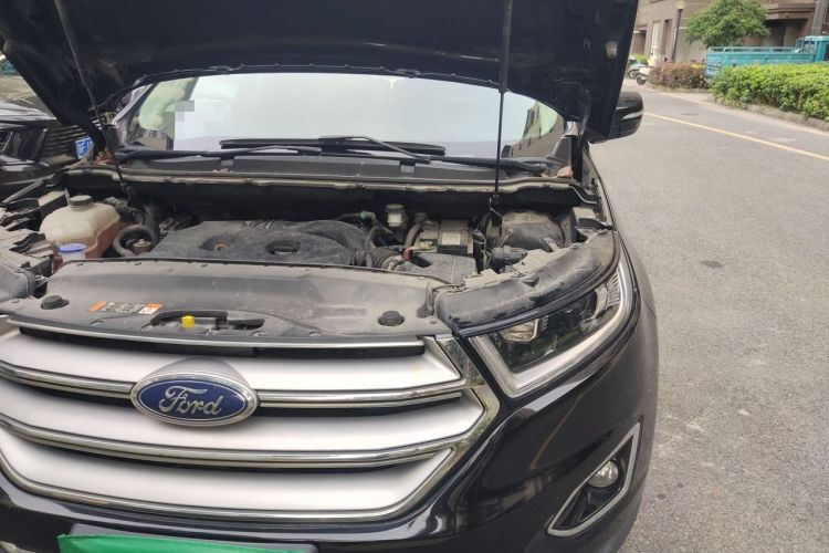 Used Ford Edge 2016 EcoBoost 245 Two-Wheel-Drive Titanium 7-Seater Engine Bay Left
