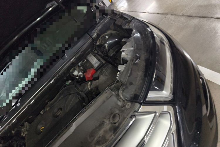 Used Ford Edge 2016 EcoBoost 245 Four-Wheel Drive Titanium 7-Seater Engine Bay Left
