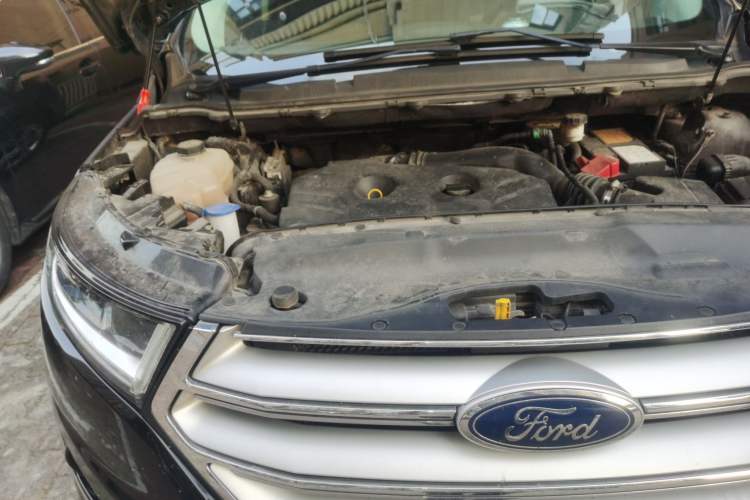 Used Ford Edge 2016 EcoBoost 245 Four-Wheel Drive Titanium Edition 7-Seater Engine Bay Right