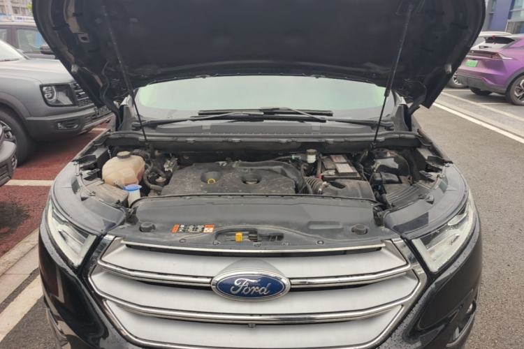 Used Ford Edge 2016 EcoBoost 245 Two-Wheel-Drive Platinum Edition 7-Seater Engine Bay