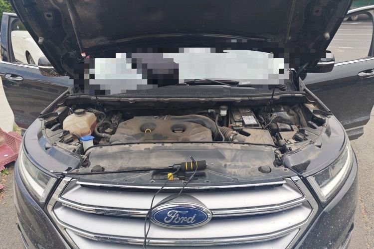 Used Ford Edge 2016 EcoBoost 245 Four-Wheel Drive Titanium 7-Seater Engine Bay