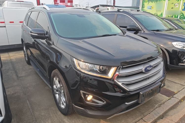 Used Ford Edge 2016 EcoBoost 245 Two-Wheel-Drive Titanium 7-Seater Exterior 1