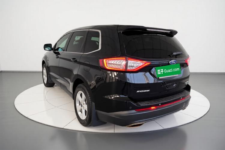 Used Ford Edge 2016 EcoBoost 245 Two-Wheel-Drive Titanium 5-Seater Exterior 2