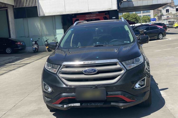 Used Ford Edge 2016 EcoBoost 245 Two-Wheel-Drive Titanium 5-Seater Exterior 2