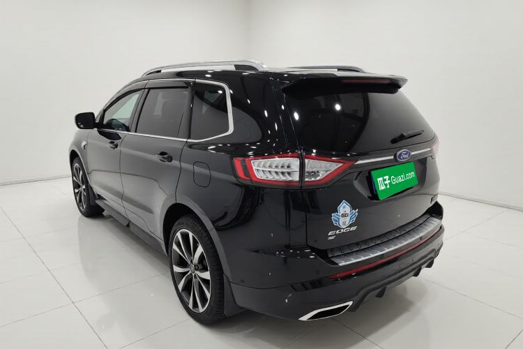 Used Ford Edge 2016 EcoBoost 330 V6 Four-Wheel Drive Sporty 7-Seater Exterior 3