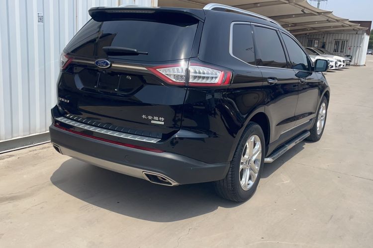 Used Ford Edge 2016 EcoBoost 245 Two-Wheel-Drive Titanium 7-Seater Exterior 3