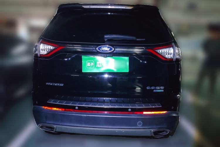 Used Ford Edge 2016 EcoBoost 245 Two-Wheel-Drive Titanium 7-Seater Exterior 4