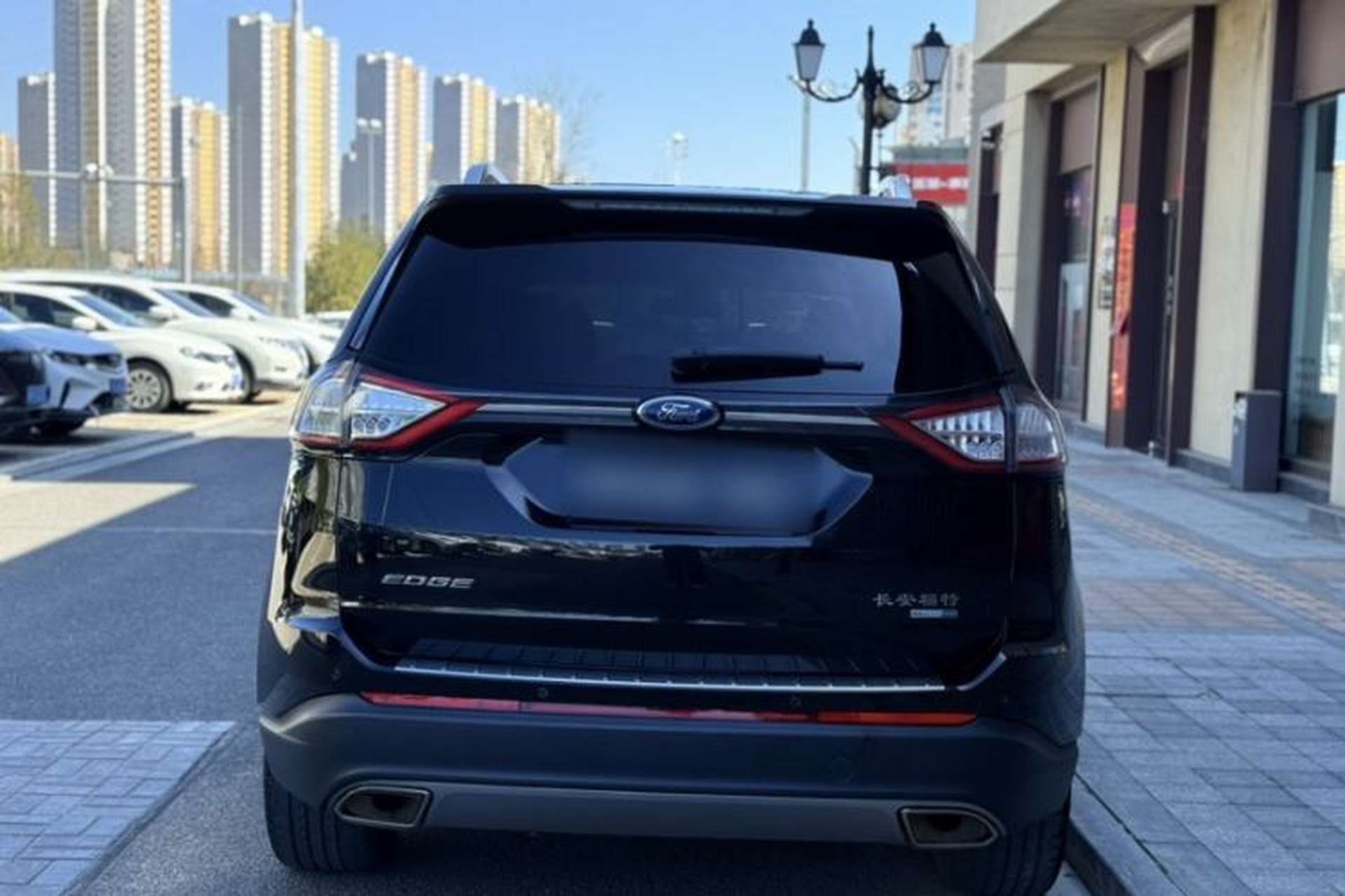 Used Ford Edge 2016 EcoBoost 245 Four-Wheel Drive Titanium Edition 7-Seater Exterior 4