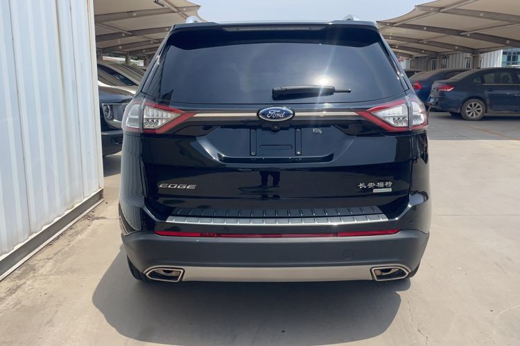 Used Ford Edge 2016 EcoBoost 245 Two-Wheel-Drive Titanium 7-Seater Exterior 4