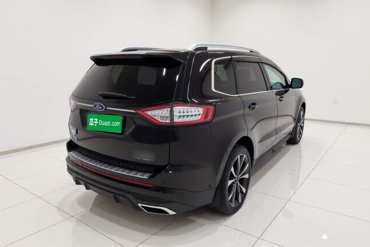 Used Ford Edge 2016 EcoBoost 330 V6 Four-Wheel Drive Sporty 7-Seater Exterior 5
