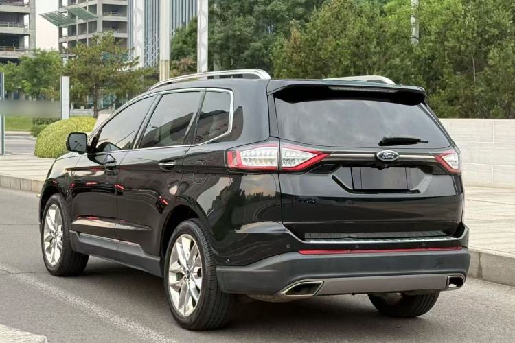 Used Ford Edge 2016 EcoBoost 245 Four-Wheel Drive Titanium 7-Seater Exterior 6