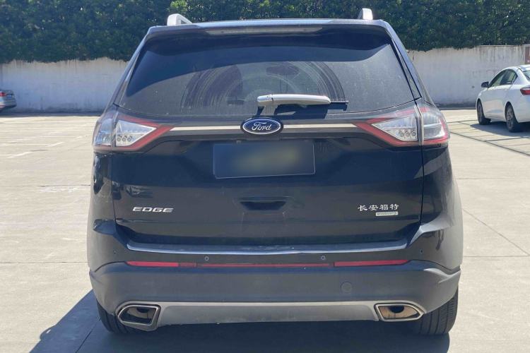 Used Ford Edge 2016 EcoBoost 245 Two-Wheel-Drive Titanium 5-Seater Exterior 6