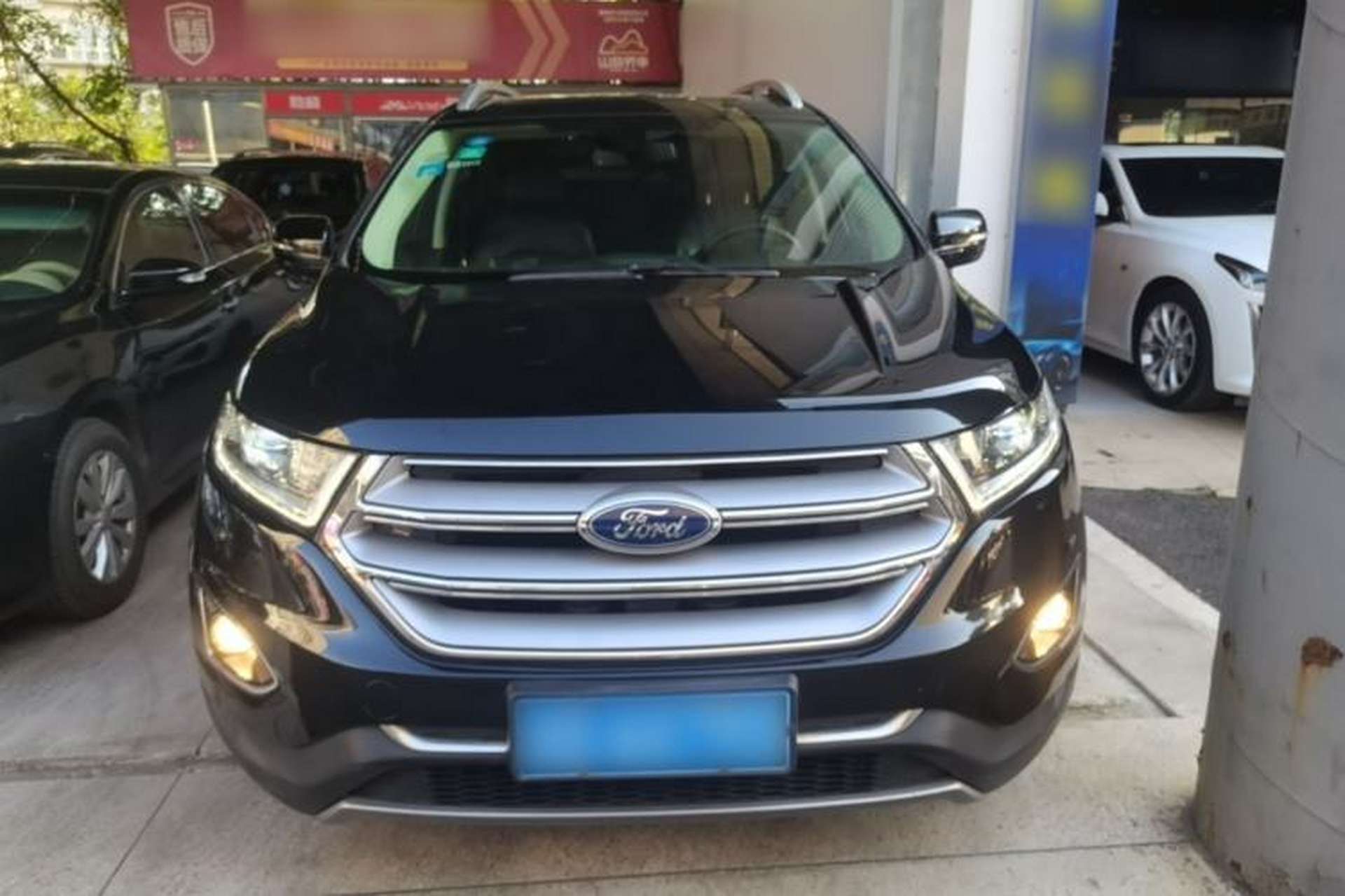 Used Ford Edge 2016 EcoBoost 245 Four-Wheel Drive Titanium Edition 7-Seater Front