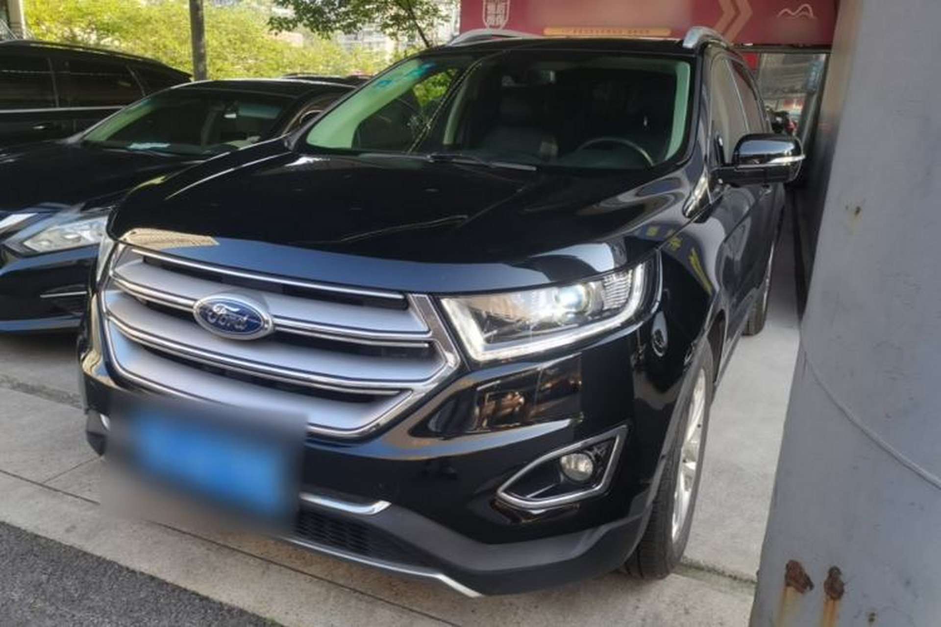 Used Ford Edge 2016 EcoBoost 245 Four-Wheel Drive Titanium Edition 7-Seater Front Left 45 Deg