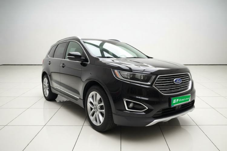 Used Ford Edge 2016 EcoBoost 245 Four-Wheel Drive Titanium 7-Seater Front Right 45 Deg
