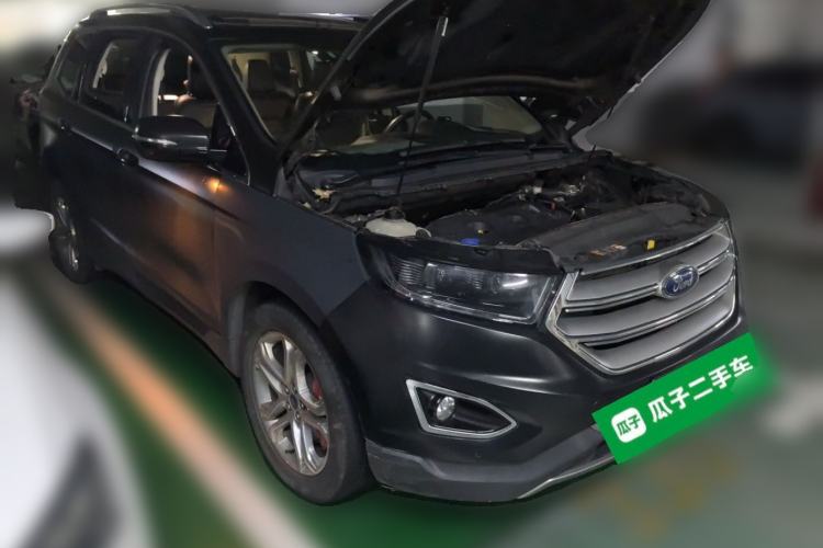 Used Ford Edge 2016 EcoBoost 245 Four-Wheel Drive Titanium Edition 7-Seater Front Right 45 Deg