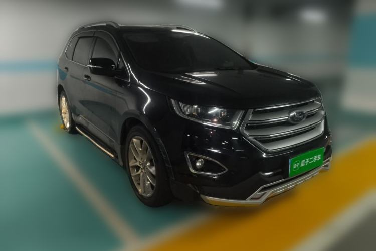 Used Ford Edge 2016 EcoBoost 245 Four-Wheel Drive Titanium 7-Seater Front Right 45 Deg