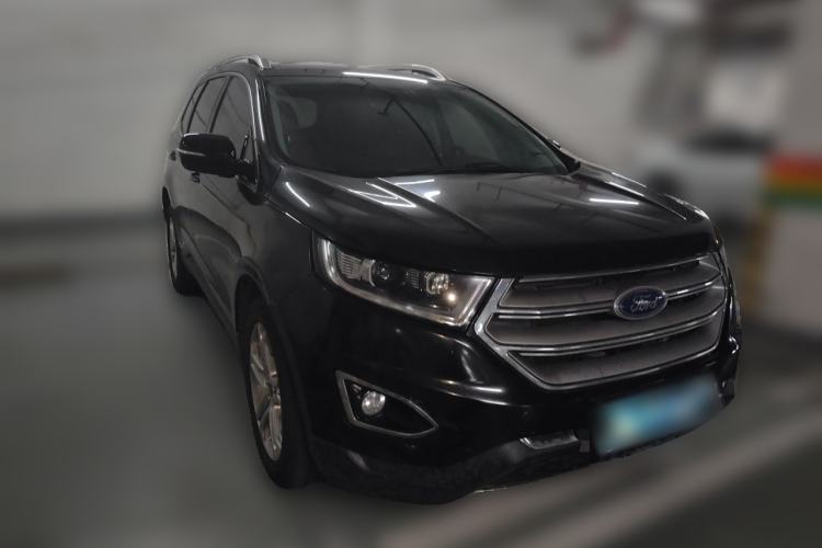 Used Ford Edge 2016 EcoBoost 245 Two-Wheel-Drive Titanium 7-Seater Front Right 45 Deg