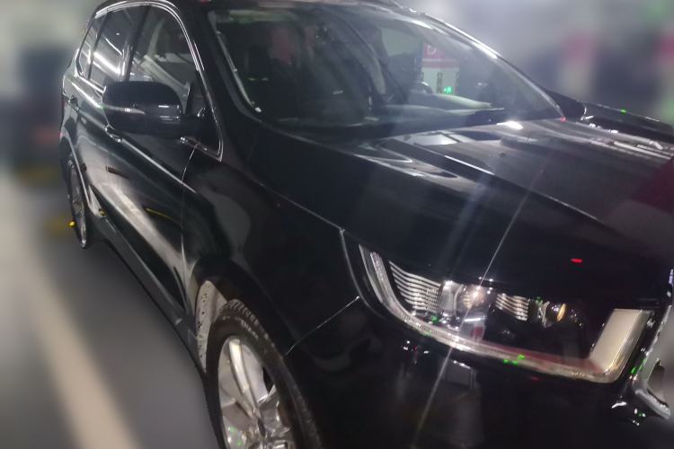Used Ford Edge 2016 EcoBoost 245 Four-Wheel Drive Titanium 7-Seater Front Right 45 Deg