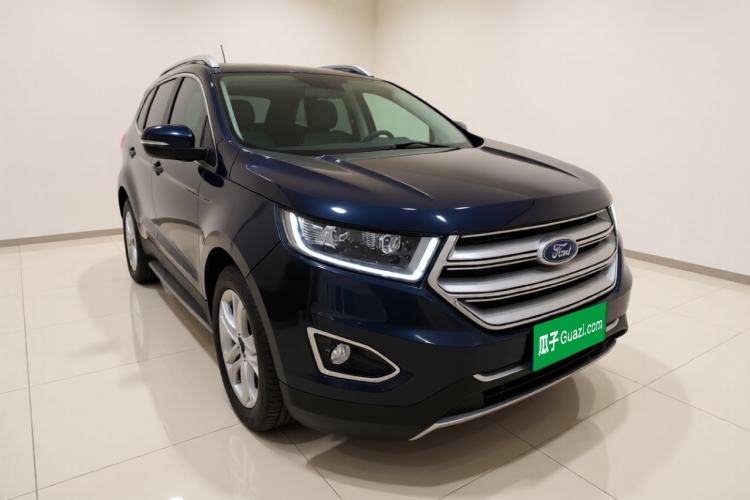 Used Ford Edge 2016 EcoBoost 245 Four-Wheel Drive Titanium Edition 7-Seater Front Right 45 Deg
