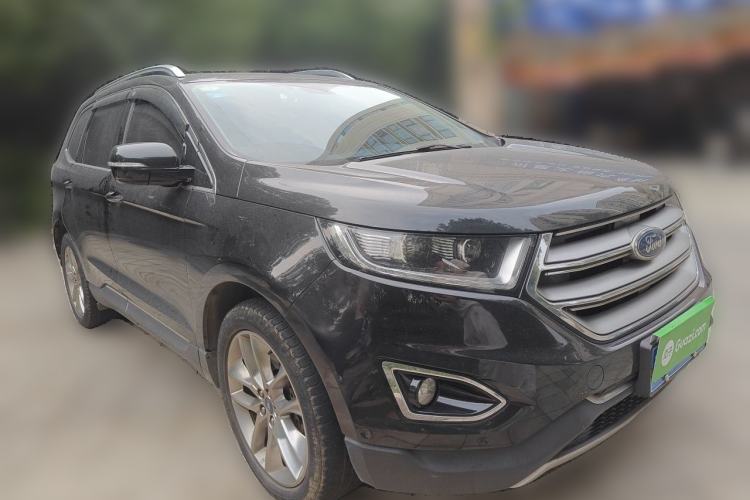 Used Ford Edge 2016 EcoBoost 245 Four-Wheel Drive Titanium 7-Seater Front Right 45 Deg