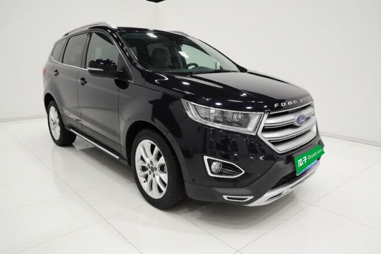 Used Ford Edge 2016 EcoBoost 245 Four-Wheel Drive Titanium 7-Seater Front Right 45 Deg